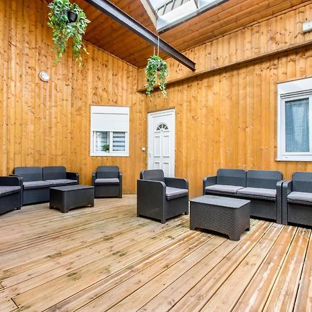 Le Flamand, Jeux En Bois Deco Du Nord! Туркуэн Экстерьер фото